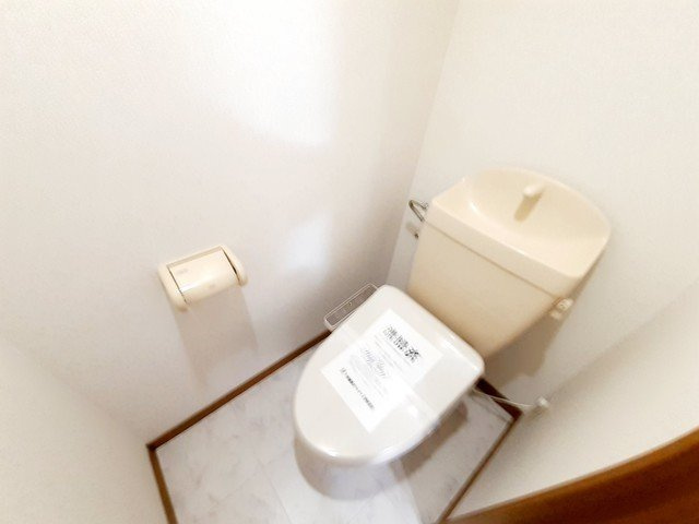 プラムール　Ⅱ番館のトイレ|ゆったりとした空間のトイレです