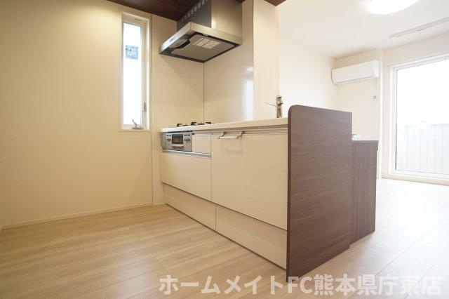 上益城郡益城町大字広崎のアパートのキッチン