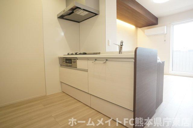 上益城郡益城町大字広崎のアパートのキッチン