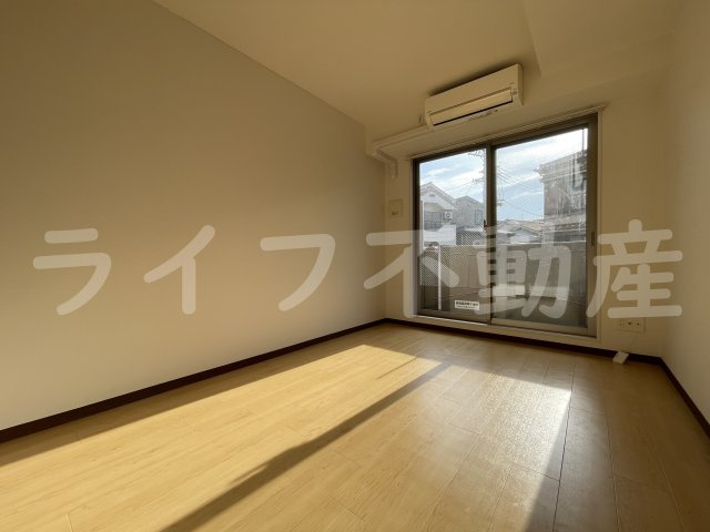 ヴェルドミール小阪の寝室|寝室です