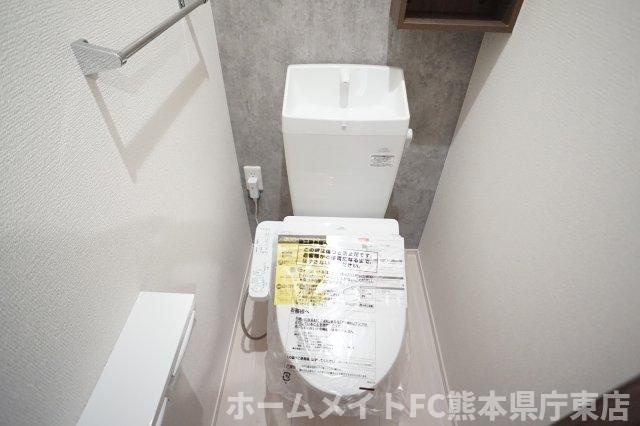 上益城郡益城町大字広崎のアパートのトイレ
