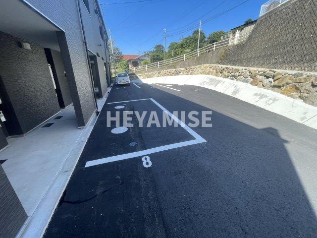GRACE HIRAYAMA Bの駐車場