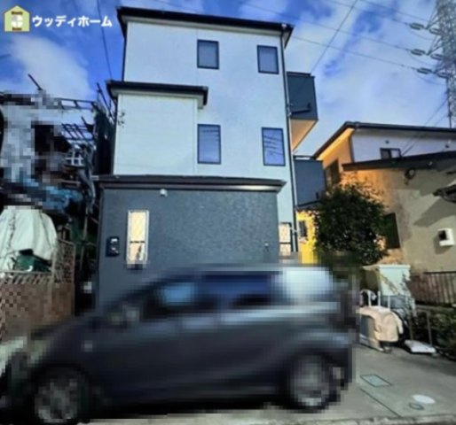 草加市新里町　中古一戸建て