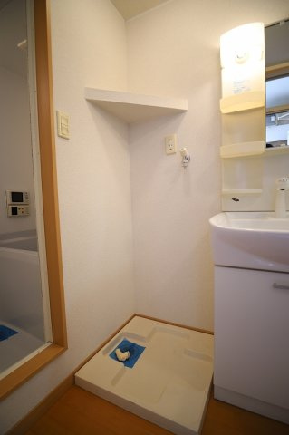DCT大橋の洗面所|角部屋、室内洗濯置場完備♪洗髪洗面化粧台あります。