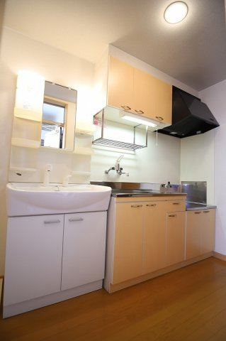 DCT大橋のキッチン|角部屋、室内洗濯置場完備♪洗髪洗面化粧台あります。