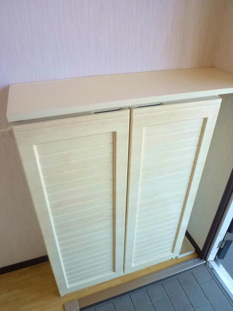 ファミールＫＯＷＡの収納