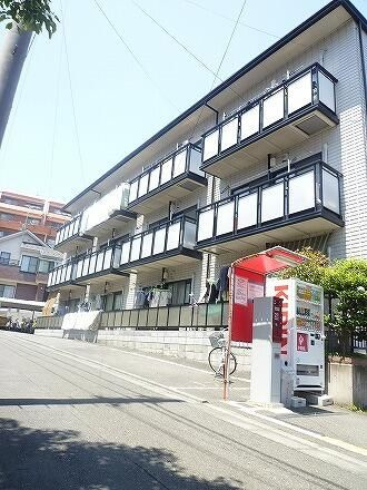 ファミールＫＯＷＡの外観