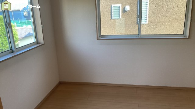 草加市青柳8丁目　中古一戸建ての子供部屋