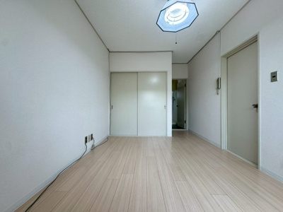 【洋室】 | ロマネスク