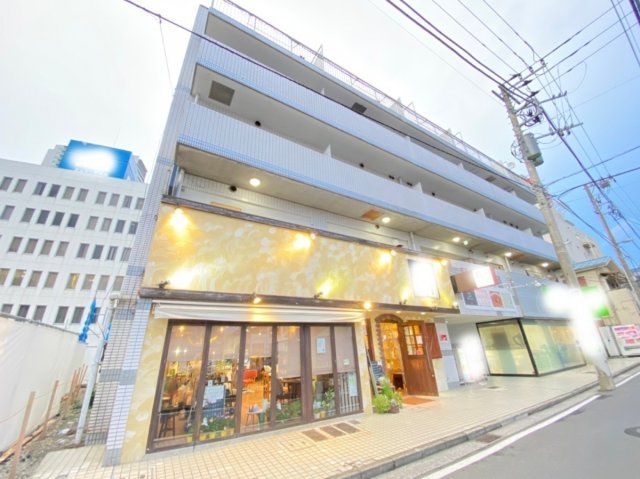 荻野ビルの外観