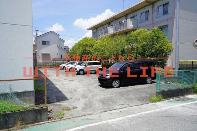 第2中原ハイツ「10,000円キャッシュバック対象物件」の駐車場|駐車場完備です