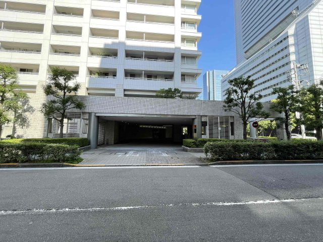 芝パーク・タワーのエントランス