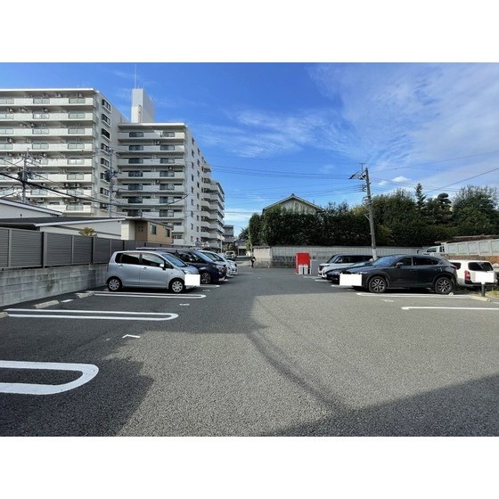 熊本市中央区水前寺３丁目の賃貸マンションの駐車場