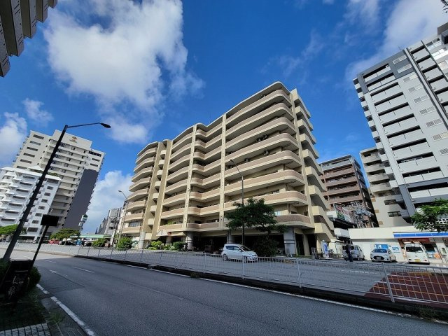 フリーベル天久新都心 の外観