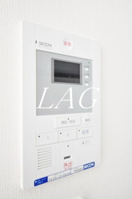 【セキュリティ】 | ヘスティア | モニター付きインターホンです。