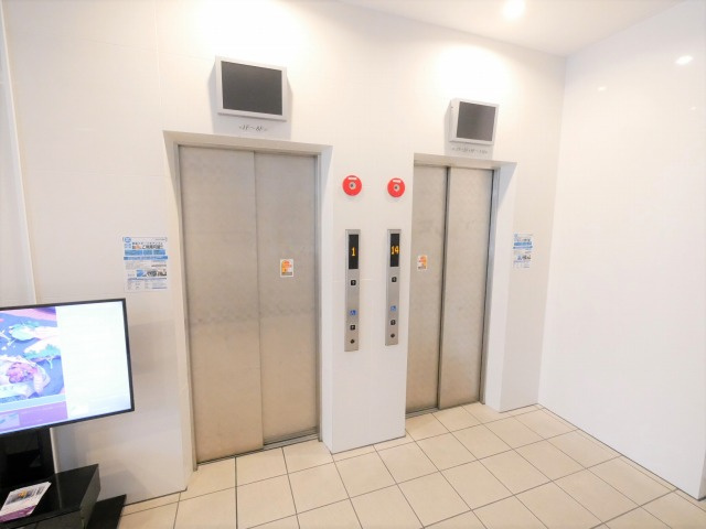 アーデンタワー本町イーストのロビー