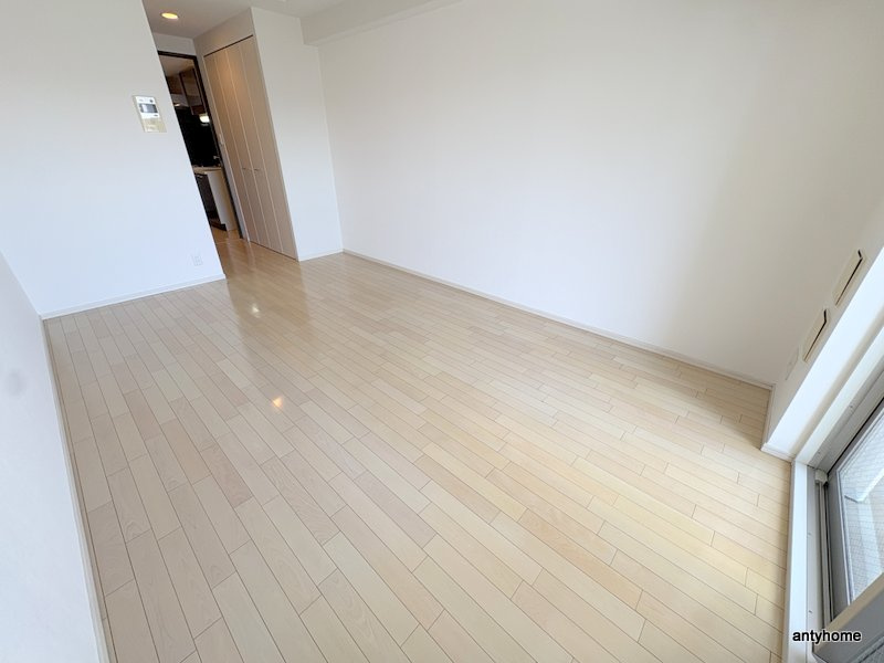 エストーネ江坂　仲介手数料無料の寝室