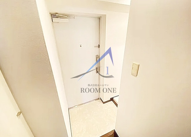 ＬＥ－ＬＩＯＮ　Ｔｏｙｏｓｕ　ＷＩＳＥ　Ｒｅｓｉｄｅｎｃｅの玄関|玄関です。