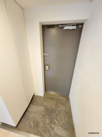 LaCASA玉造　仲介手数料無料の玄関