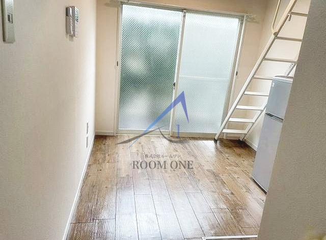 梶ヶ谷スチューデントパレスＡの居間・リビング|洋室のお部屋です。