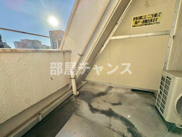 アーバンポイント新栄のバルコニー