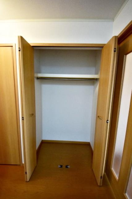 メゾンクレール壱番館の収納