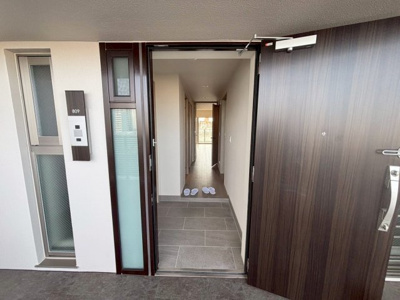 【玄関】 | ブランシエラ那覇開南プレミスト | ブランシエラ那覇開南プレミスト★那覇市松尾エリア