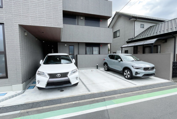 Maison de Sucreの駐車場