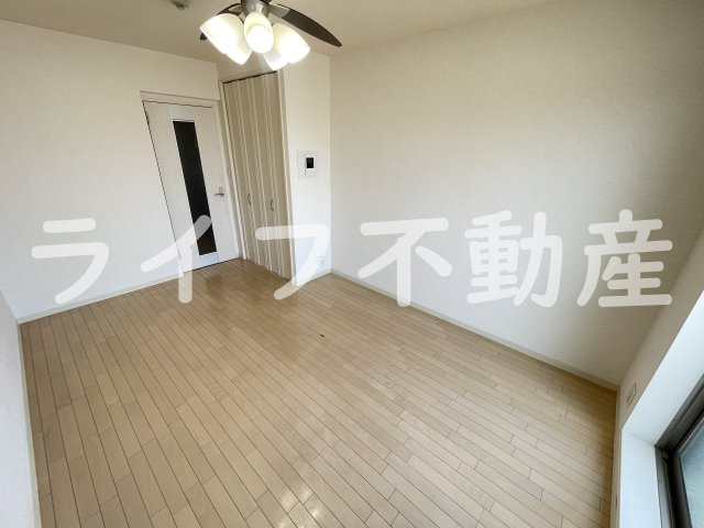 オランジュ上小阪の内装|内装は落ち着いています