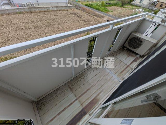 ファーストユーのバルコニー