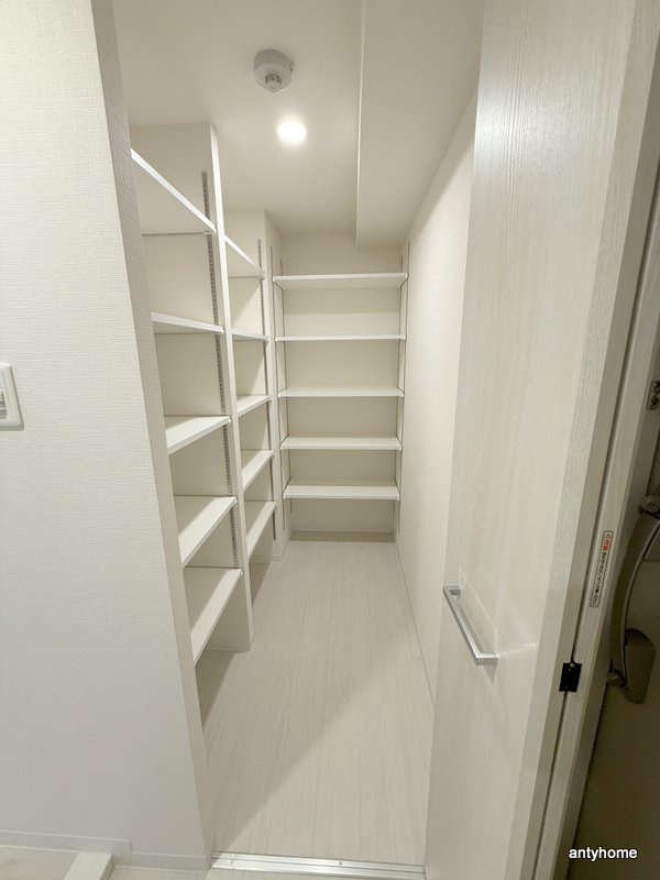 ルクス　エテルナ　江戸堀の収納