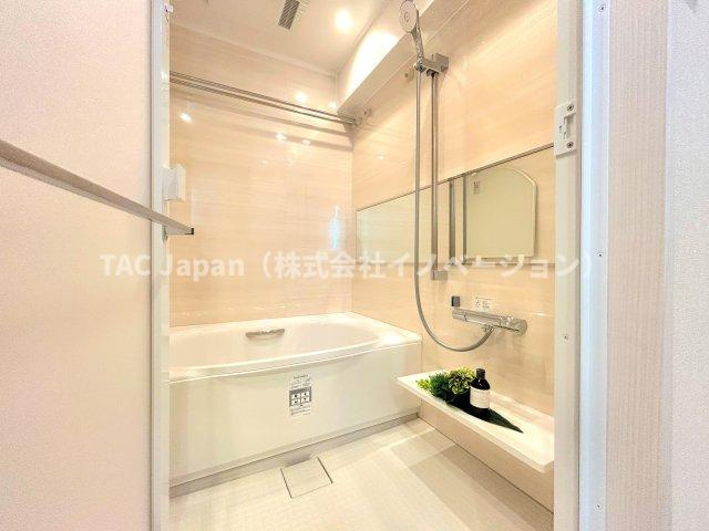 マークス亀戸の浴室|掃除のしやすさ・収納の便利さなど、おふろを使う人、お手入れする人、みんなにとっての「しあわせ性能」を追求したバスルームを採用いたしました。