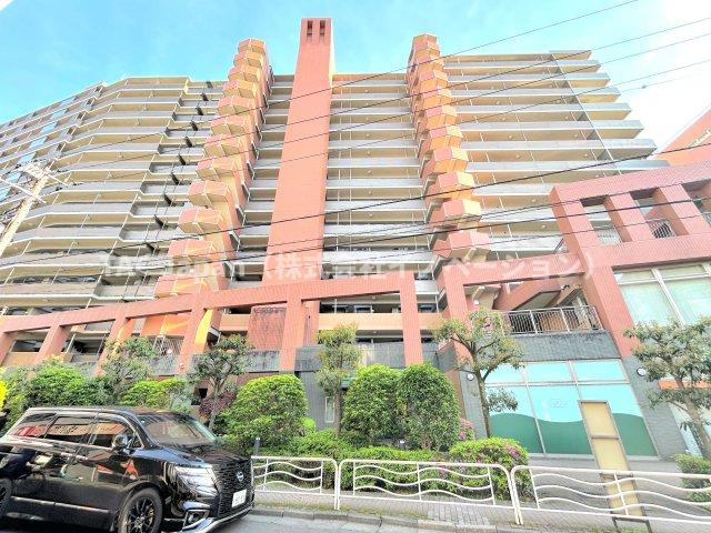 マークス亀戸の外観|～ぜひ現地をご確認下さい～
陽当りや通風性など各所に施された工夫で住みやすさを実現。部屋の大きさや周辺環境・街並など、資料には掲載していない情報が現地にはたくさんございます。是非ご確認下さい。