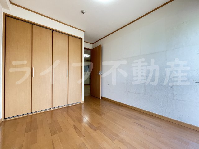 サンライフ小阪の居間・リビング|ゆったりとした居間です