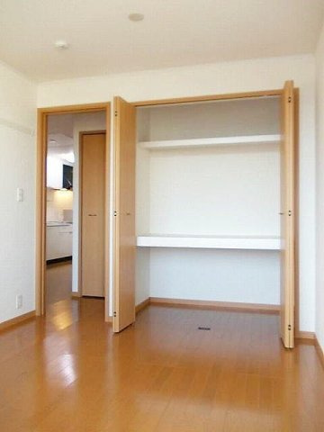 グランベル　Ｃの収納|便利な収納スペースです
