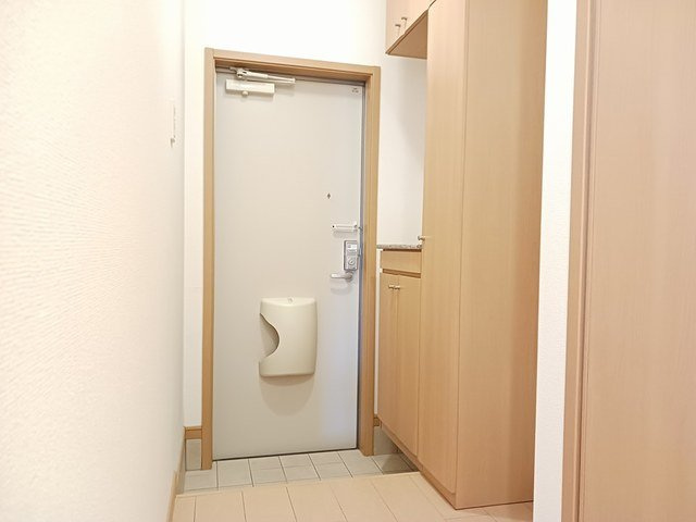 カンパーヌⅡの玄関|玄関です