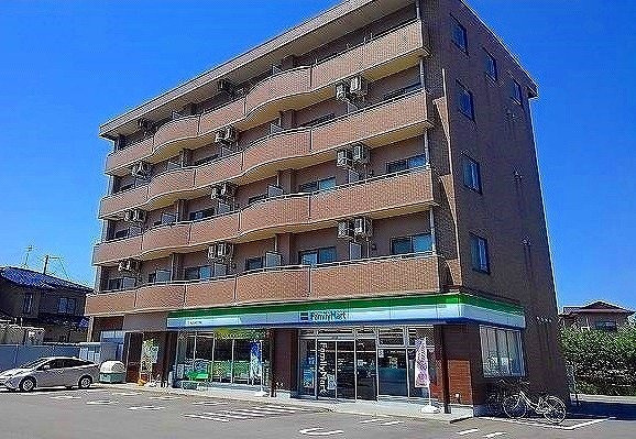 グラース　シュクルの周辺|ファミリーマート茨島四丁目店まで465m