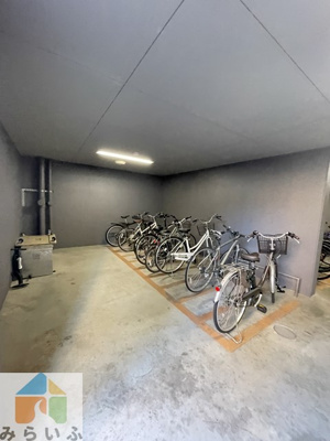 【駐車場】 | ルーエ千種