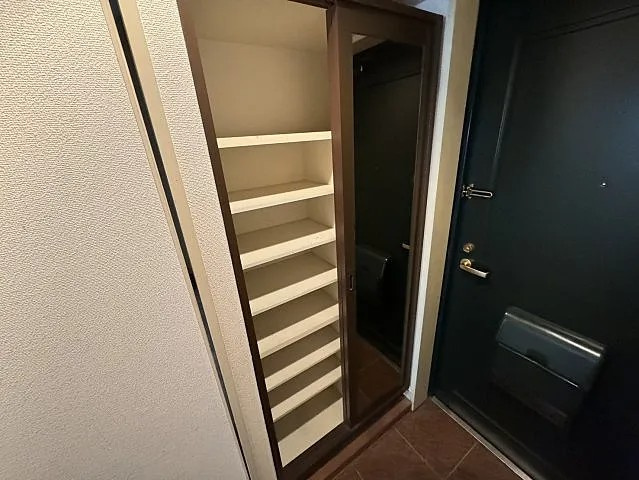 グランドプラザ王子公園の玄関