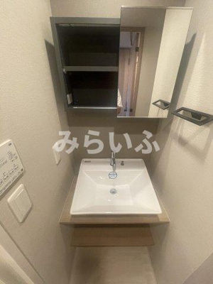 【独立洗面台】 | ルーエ今池 | ※601号室の写真です。