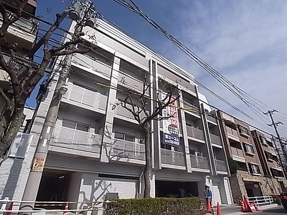 アンビエンテ王子籠池の外観