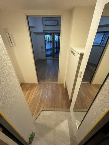 【玄関】