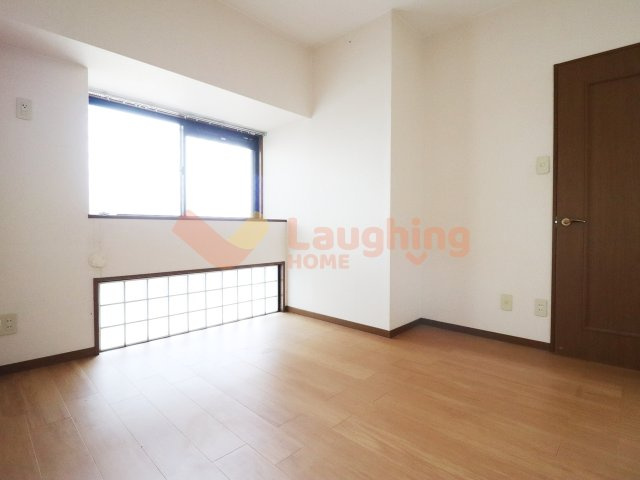 久留米市御井町の賃貸マンションの子供部屋|子供のお昼寝に使えるお部屋です※別号室のお写真になります。