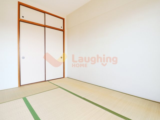 久留米市御井町の賃貸マンションの和室|和室ならではの温かな和の空間で寛ぎの時間を過ごせます※別号室のお写真になります。