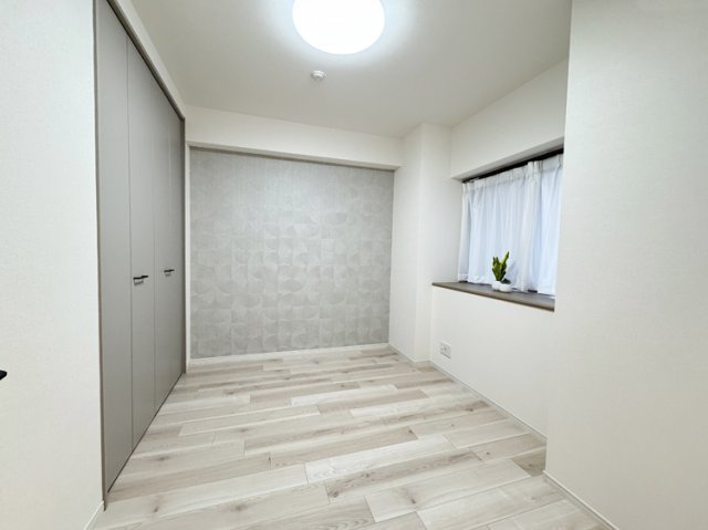 エスリード雲雀丘花屋敷の洋室