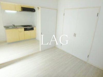 【居間・リビング】 | 小茂根ビル | 洋室のお部屋です。