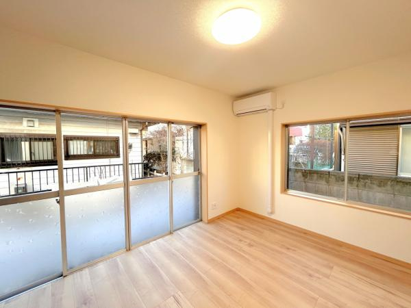 宇都宮市江曽島町　３ＬＤＫ　中古住宅の居間・リビング