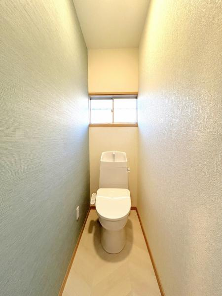 宇都宮市江曽島町　３ＬＤＫ　中古住宅のトイレ
