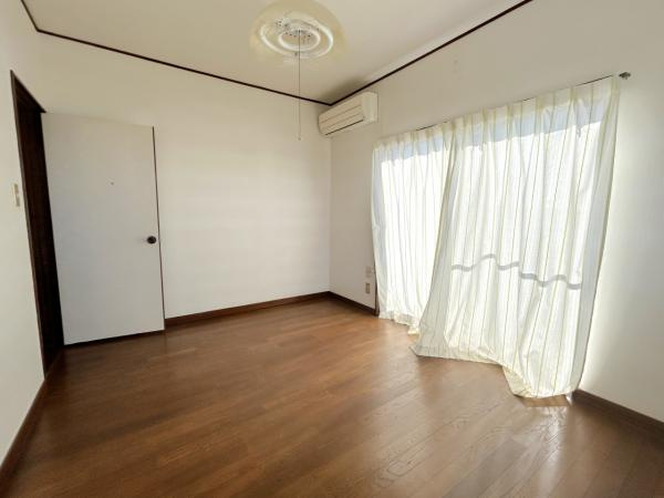 宇都宮市砥上町　３ＬＤＫ　中古住宅の洋室