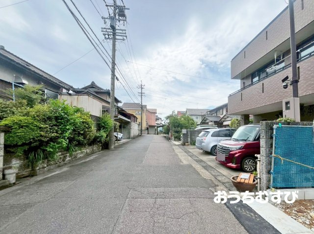 小牧市池之内鳶ヶ巣(全2棟)の前面道路含む現地写真